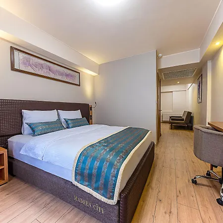 Madeen 3* Εσκίσεχιρ